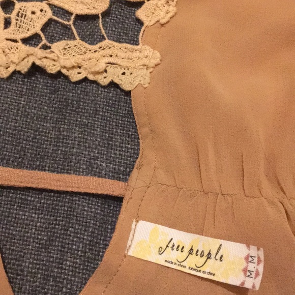 Women’s Boho Chic Dress for all seasons!! Like New - Picture 5 of 5